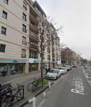 Studio avec parking privé et métro